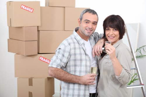 Residential move support in Woolwich with access challenges